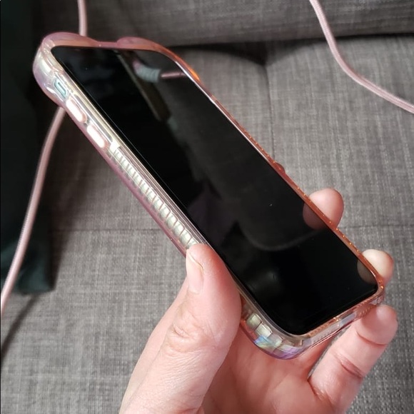 iPhone 11 Heart Case 💖 - Picture 7 of 7